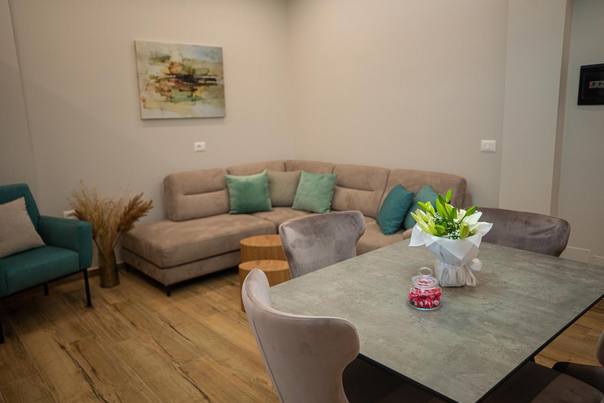 Vlore Luxury Apartaments "Fael" Екстер'єр фото
