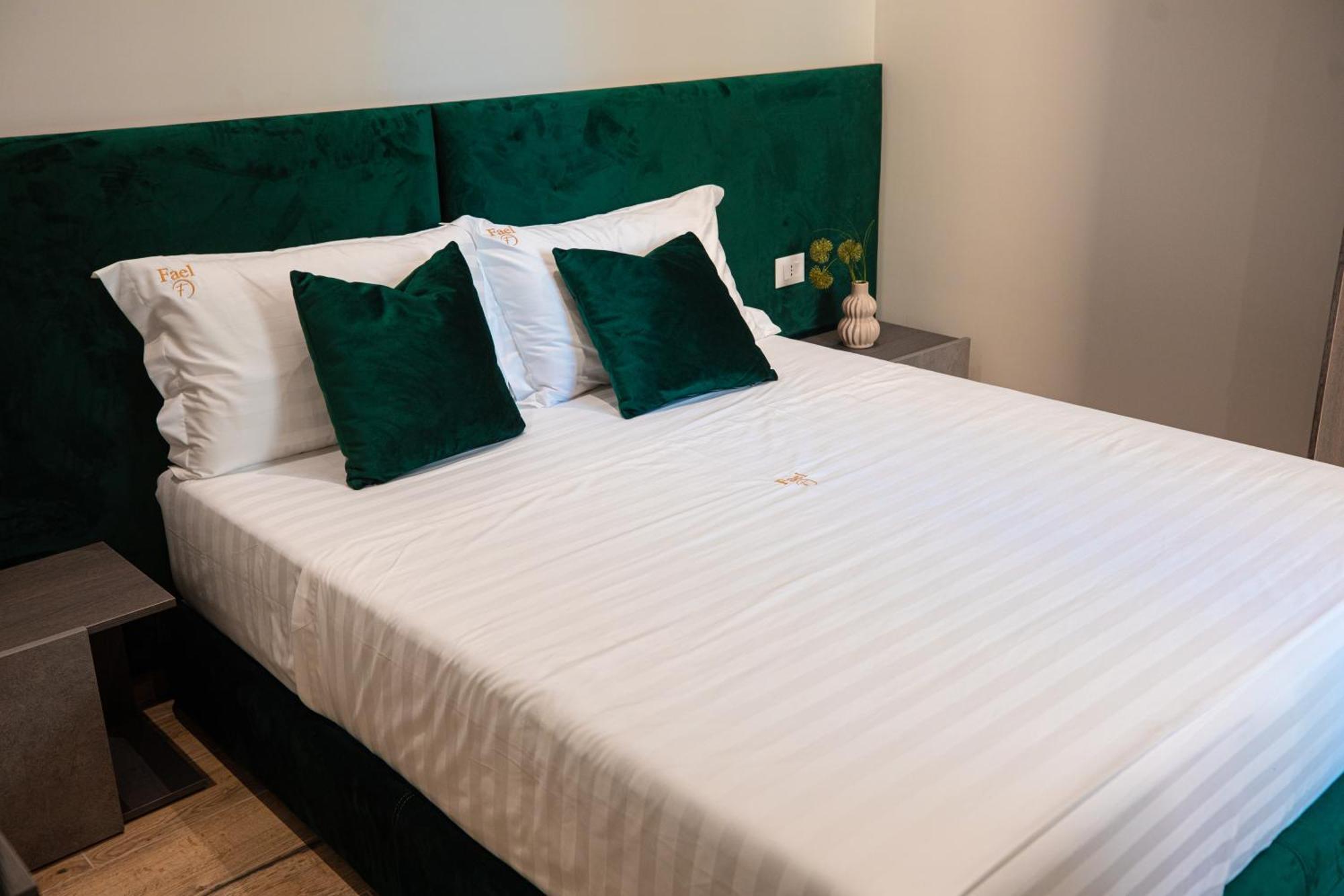 Vlore Luxury Apartaments "Fael" Екстер'єр фото