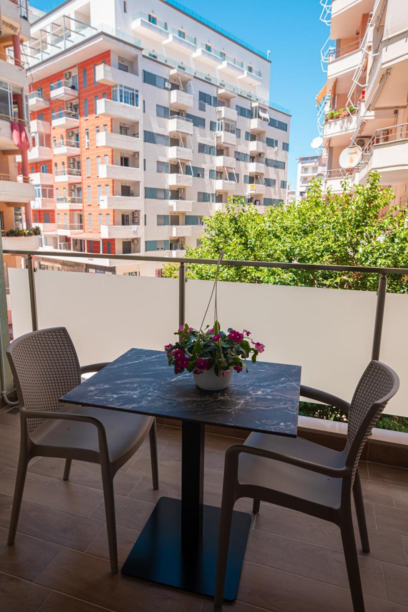 Vlore Luxury Apartaments "Fael" Екстер'єр фото