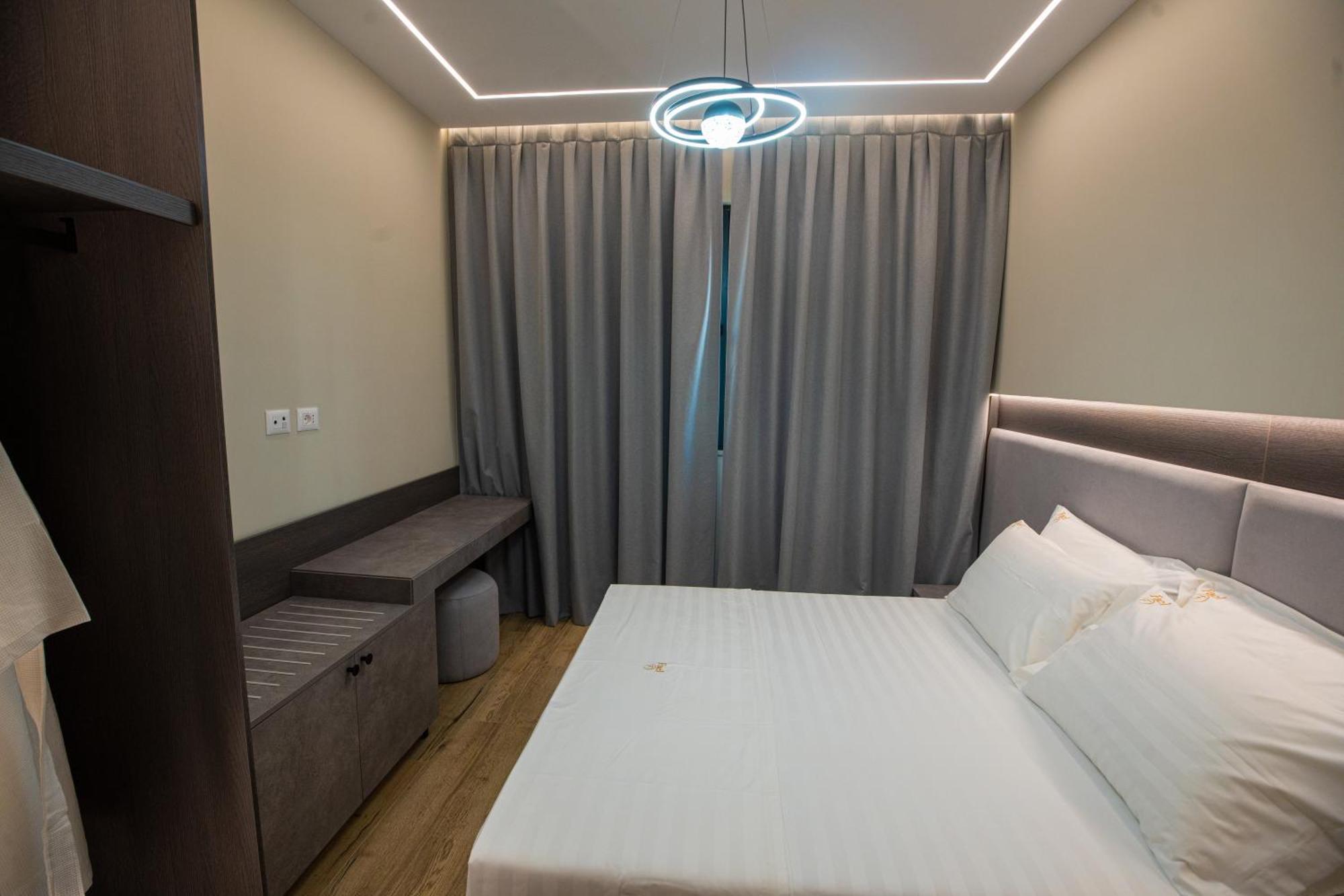 Vlore Luxury Apartaments "Fael" Екстер'єр фото